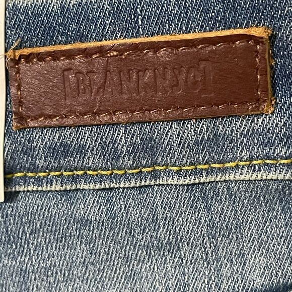 Blank NYC High-Rise Skinny  - Picture 9 of 11